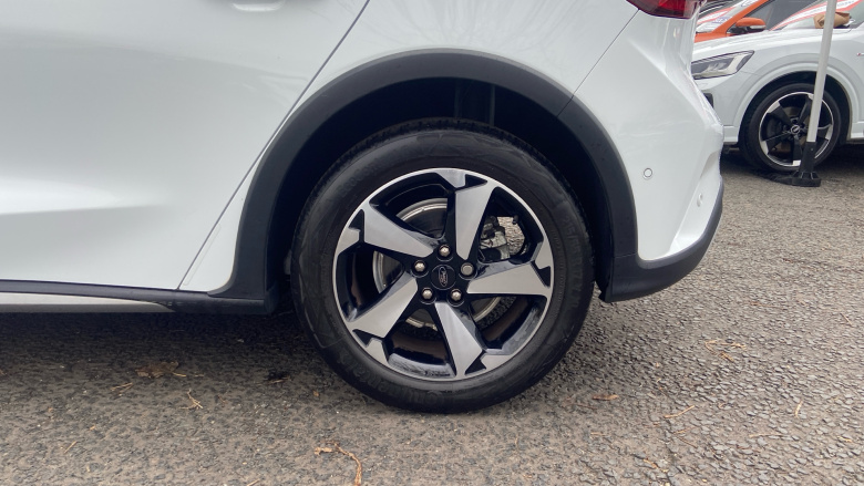 Ford Focus 1.0 EcoBoost Active Style 5dr Petrol Hatchback